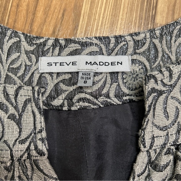 Steve Madden Silver sparlkly Metallic Stitching Shift Mini Dress Sleeveless 8 - Picture 4 of 7